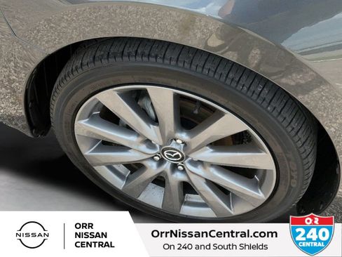 Used 2025 MAZDA MAZDA3 s FWD image 9