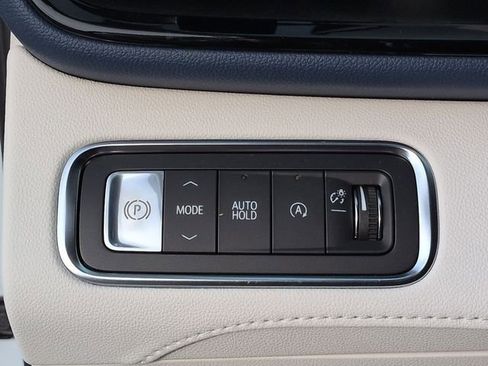 New 2026 Buick Enclave Avenir w/ Super Cruise Package image 16