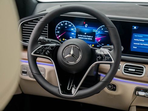 New 2026 Mercedes-Benz GLE 450 4MATIC image 11