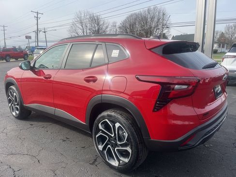 New 2026 Chevrolet Trax RS FWD image 3