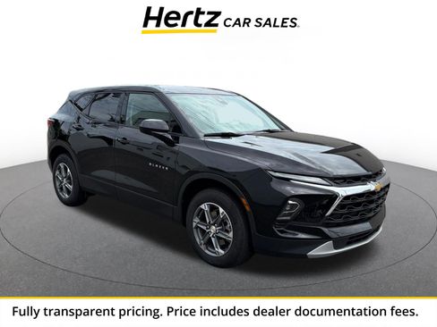 Used 2025 Chevrolet Blazer LT FWD image 1