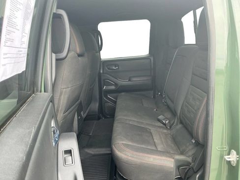 Used 2022 Nissan Frontier PRO-4X w/ Technology Package AWD/4WD image 21