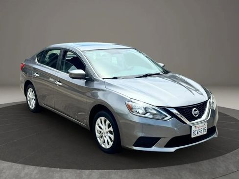Used 2017 Nissan Sentra SV w/ Style Package FWD image 3