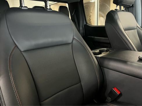 Used 2024 Ford F250 Lariat w/ Lariat Ultimate Package image 48