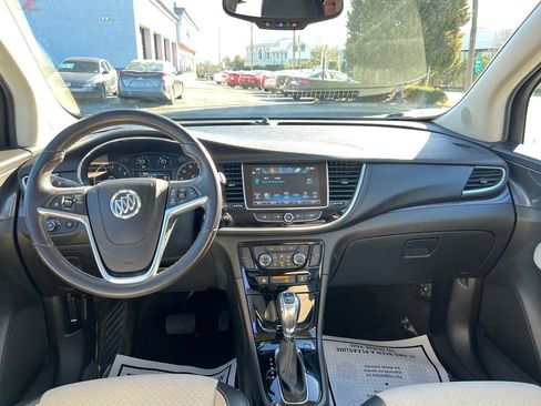 Used 2018 Buick Encore Preferred image 18