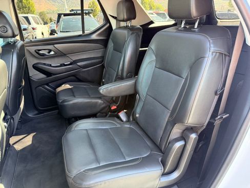 Used 2020 Chevrolet Traverse Premier AWD/4WD image 26