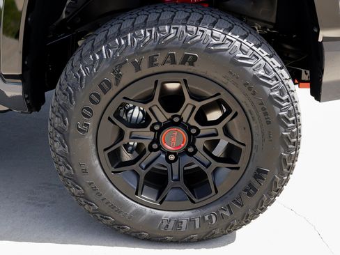 Used 2026 Toyota Tacoma TRD Pro w/ Tow Tech Package AWD/4WD image 10
