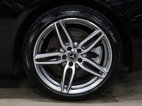 Used 2018 Mercedes-Benz E 400 Coupe image 33