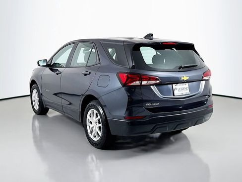 Used 2022 Chevrolet Equinox LS AWD/4WD image 8