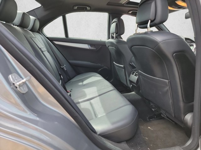 Used 2008 Mercedes-Benz C 300 Sedan image 23