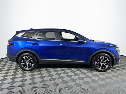 Used 2024 Kia Sportage EX FWD image 8