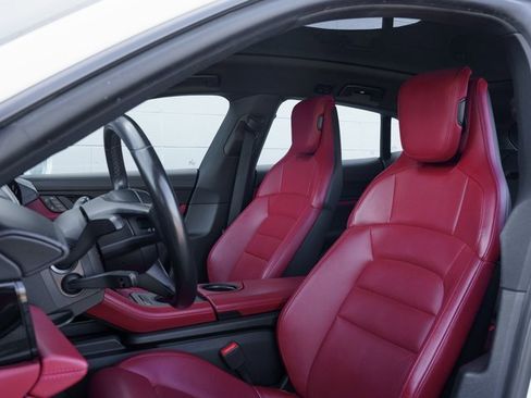 Certified 2023 Porsche Taycan 4 Cross Turismo image 5