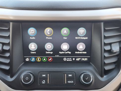 Used 2023 GMC Acadia Denali image 14