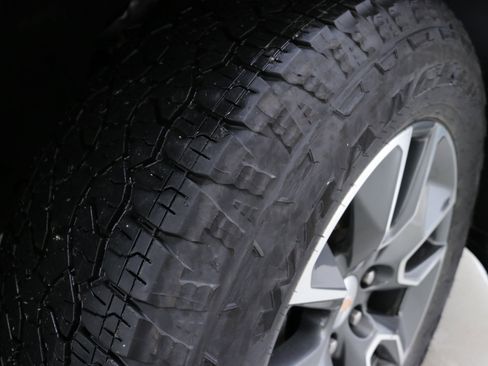 Used 2024 Chevrolet Silverado 1500 LT w/ All Star Edition Plus image 31