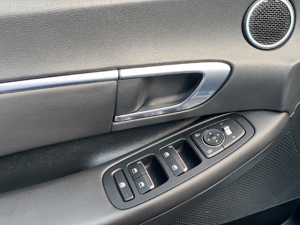 Certified 2023 Hyundai Sonata SEL FWD image 12