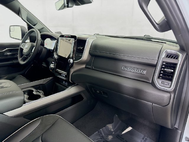 Used 2026 RAM 1500 Laramie AWD/4WD image 28
