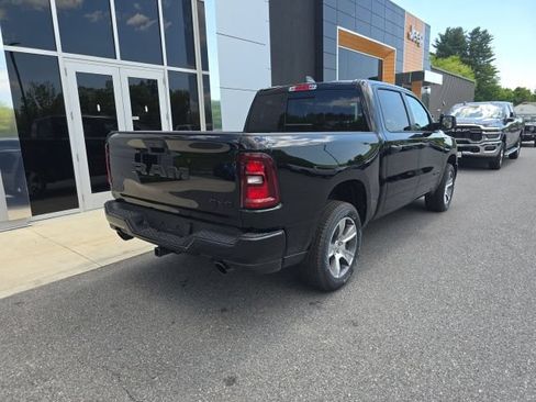 New 2026 RAM 1500 Express AWD/4WD image 6