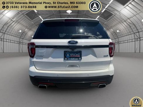 Used 2017 Ford Explorer Sport w/ Equipment Group 401A AWD/4WD image 4