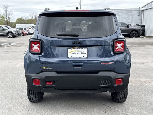 Used 2023 Jeep Renegade Trailhawk image 4