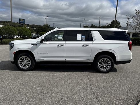 Used 2024 GMC Yukon XL SLT image 6