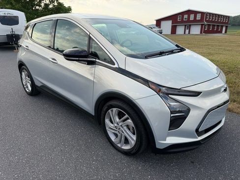 Used 2023 Chevrolet Bolt LT w/ Driver Confidence Package FWD image 7