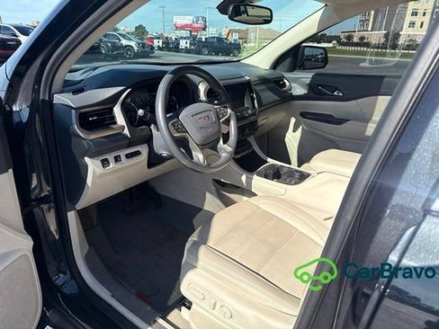 Used 2022 GMC Acadia Denali FWD image 14