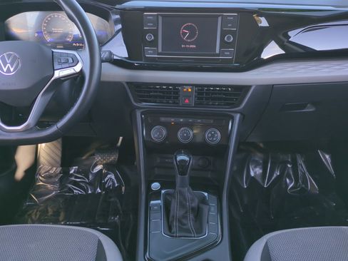 Used 2024 Volkswagen Taos S image 11