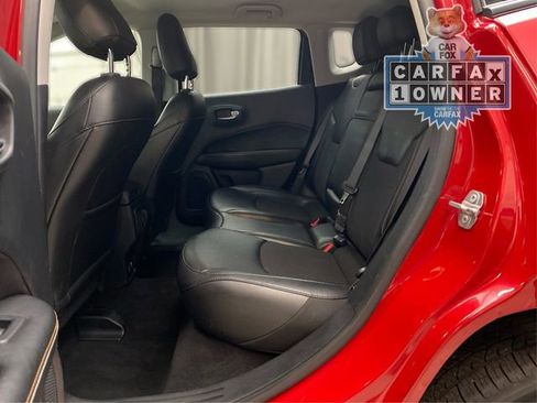 Used 2019 Jeep Compass Latitude image 11