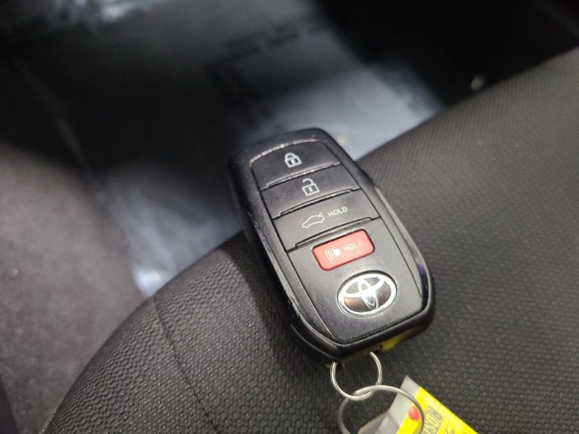 Used 2024 Toyota Corolla SE FWD image 32