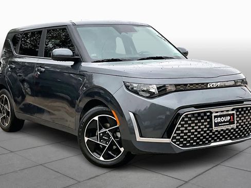 Certified 2024 Kia Soul EX image 2