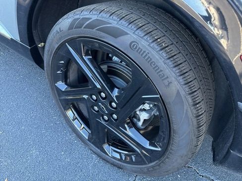 Used 2024 Chevrolet Equinox EV RS image 33