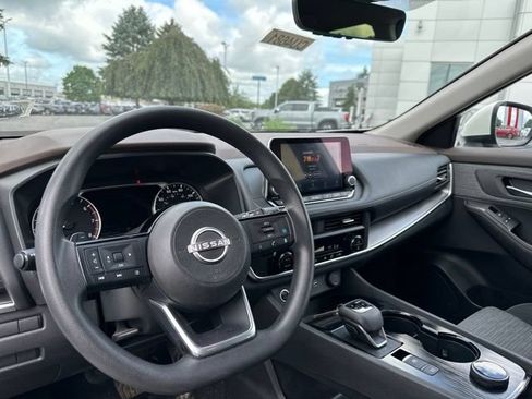 Used 2023 Nissan Rogue SV AWD/4WD image 12