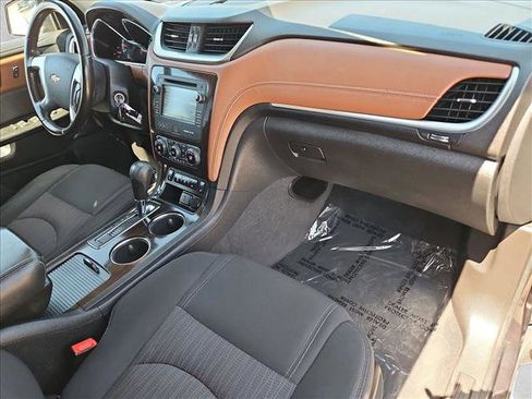 Used 2015 Chevrolet Traverse LT AWD/4WD image 22