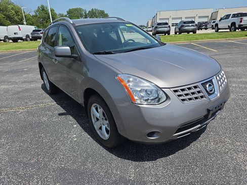 Used 2010 Nissan Rogue SL FWD image 2