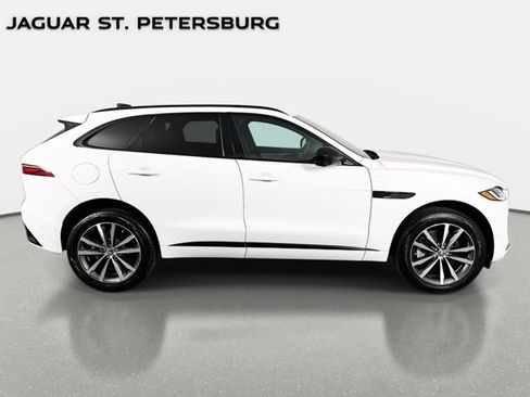 New 2026 Jaguar F-PACE R-Dynamic S image 4