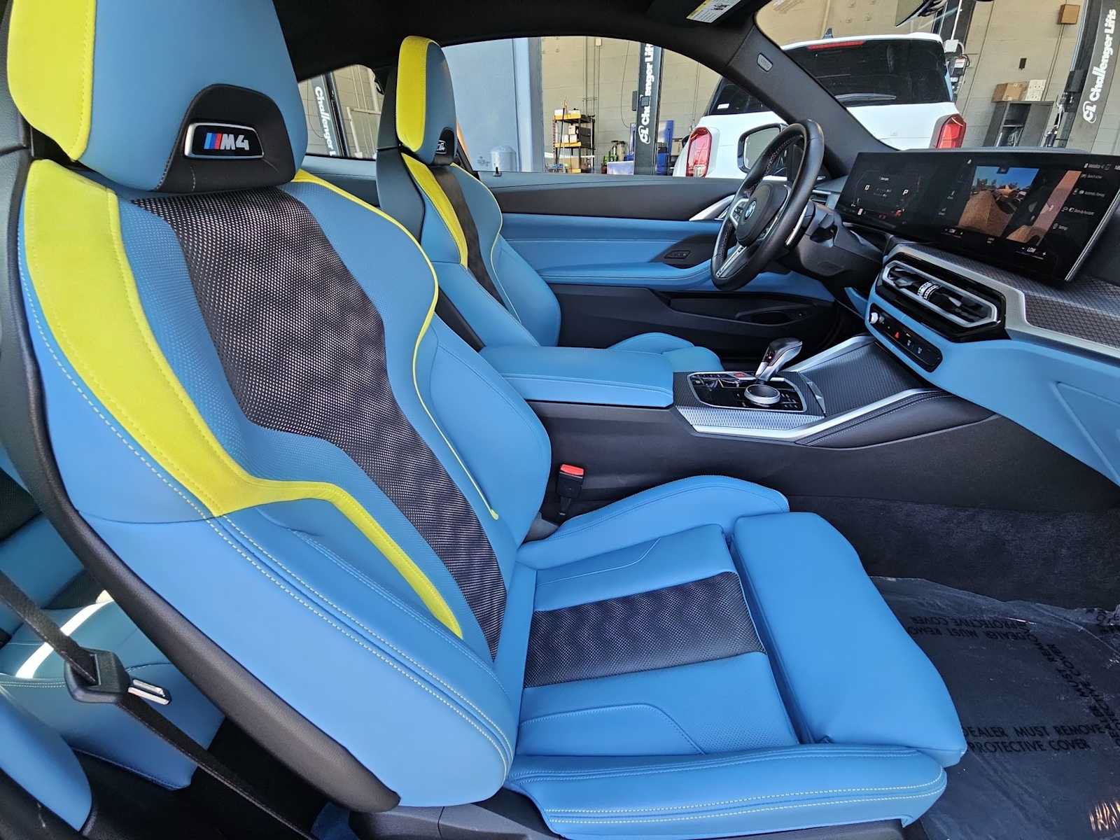 Used 2024 BMW M4 Competition RWD image 31