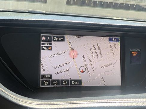 Used 2016 Lexus ES 350 w/ Luxury Package w/Wood Trim FWD image 13