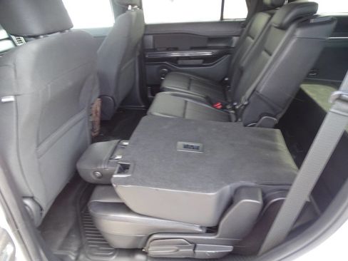 Used 2020 Ford Expedition XL image 28