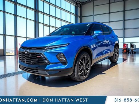 Used 2024 Chevrolet Blazer RS w/ Driver Confidence II Package FWD image 28