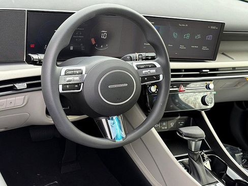 New 2026 Hyundai Tucson SEL image 5