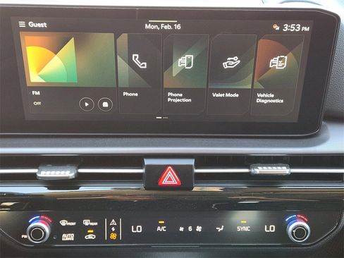 New 2026 Kia Sportage EX image 13