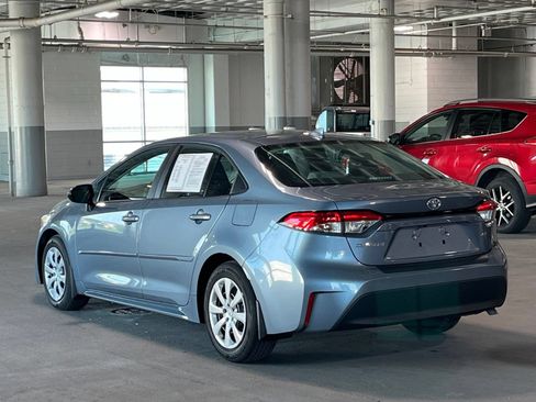 Used 2023 Toyota Corolla LE w/ Carpet Mat Package (TMS) FWD image 8