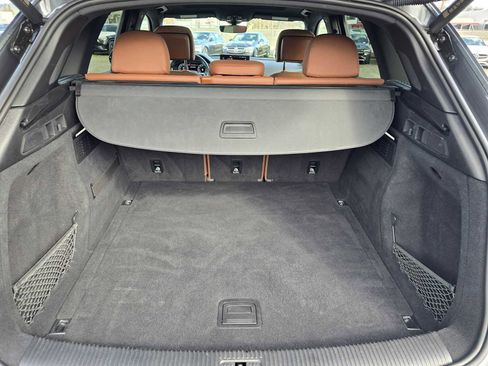 Used 2022 Audi Q5 2.0T Premium Plus w/ Premium Plus Package image 16