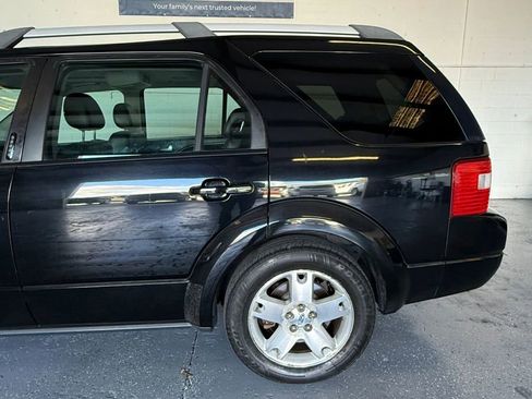 Used 2006 Ford Freestyle Limited image 7