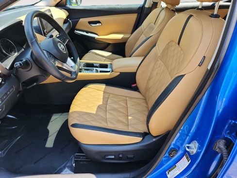Used 2021 Nissan Sentra SV w/ SV Premium Package FWD image 9