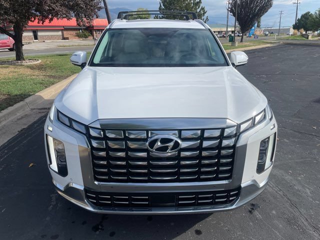 Used 2023 Hyundai Palisade Calligraphy AWD/4WD image 3