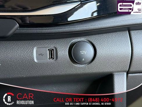 Used 2023 Ford Transit 350 XLT image 36