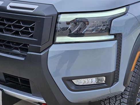 Used 2026 Nissan Frontier PRO-4X w/ Pro Premium Package image 5