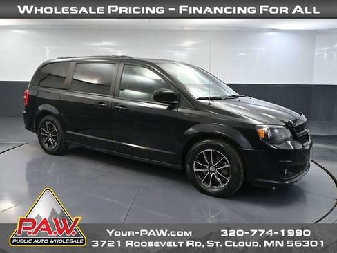 Used 2018 Dodge Grand Caravan GT image 1