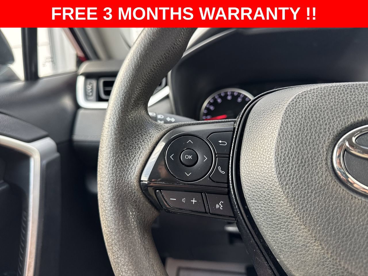 Used 2020 Toyota RAV4 LE w/ All Weather Liner Package AWD/4WD image 40
